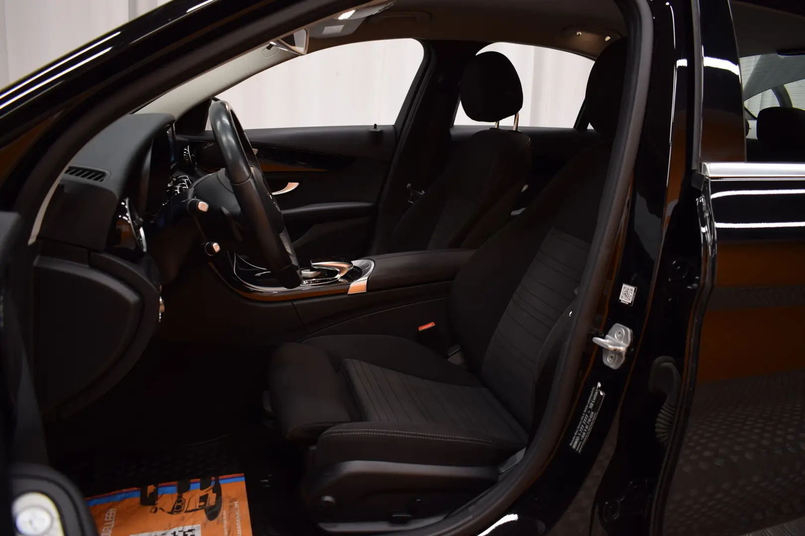 Car Image - 2opp4QZbEjNuo3QmxUmnkd