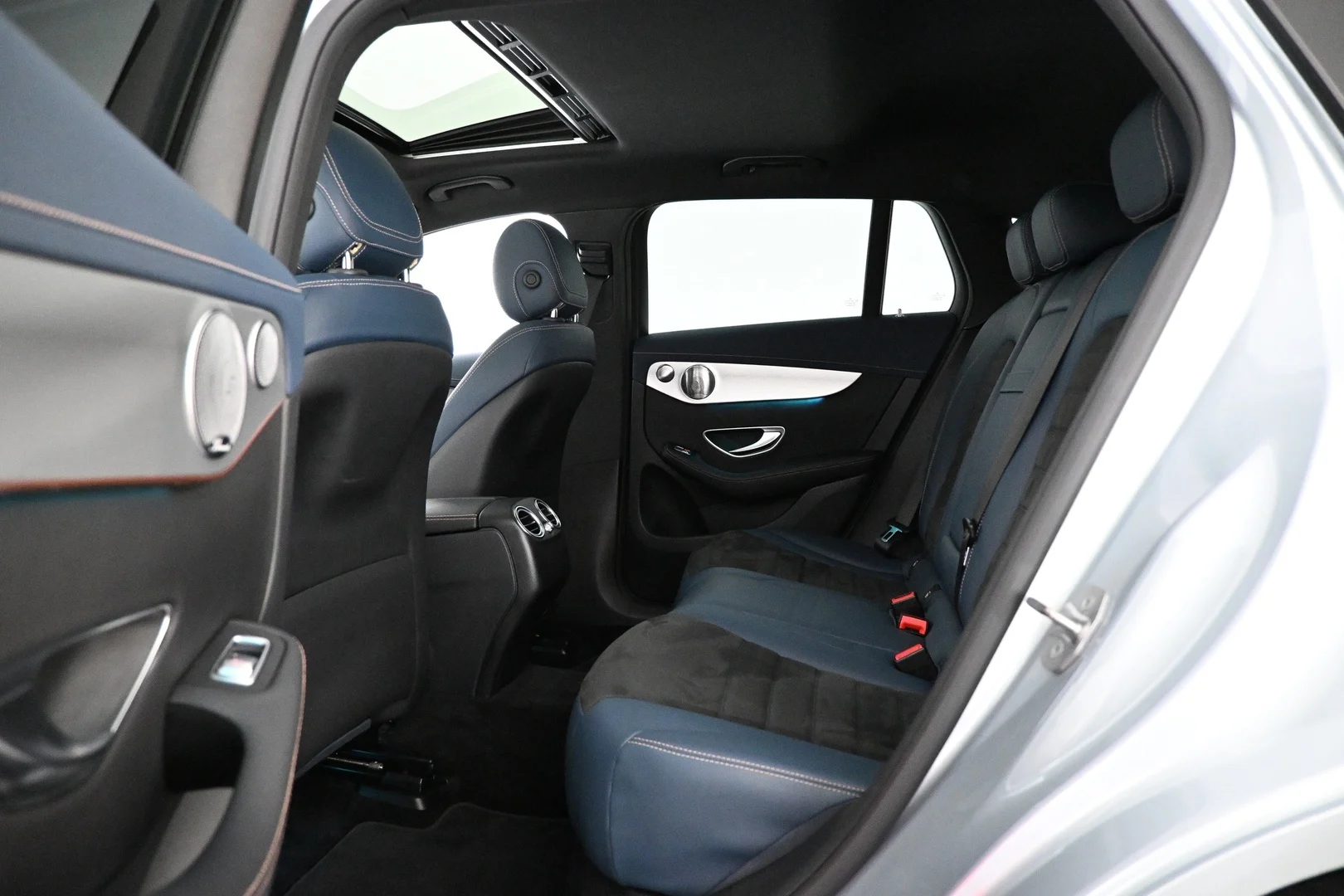 Car Image - 3uXn2vb07NsmRdG0WkhG1F