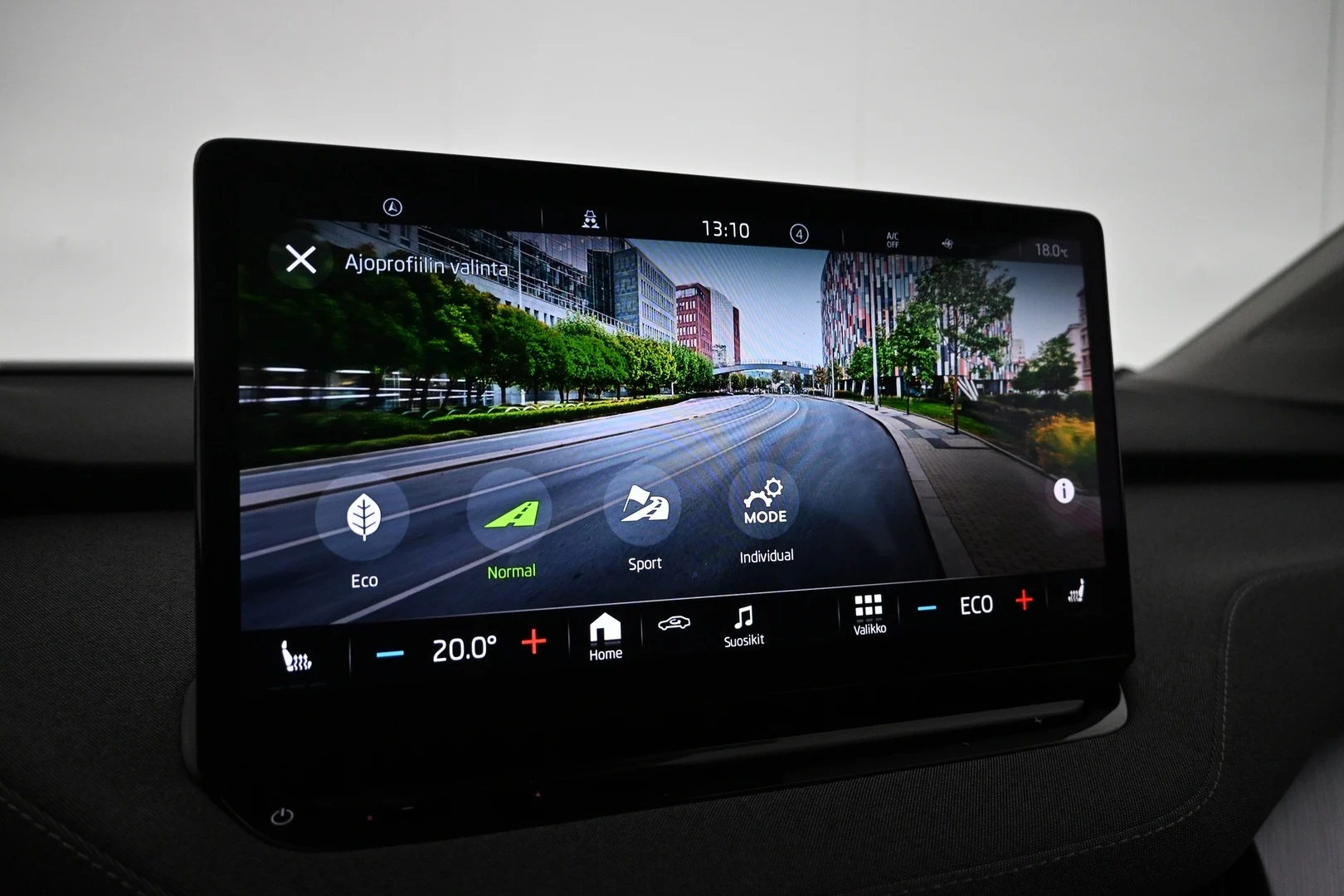 Car Image - 3vfTOYH1LmNaVvq99hgTe2