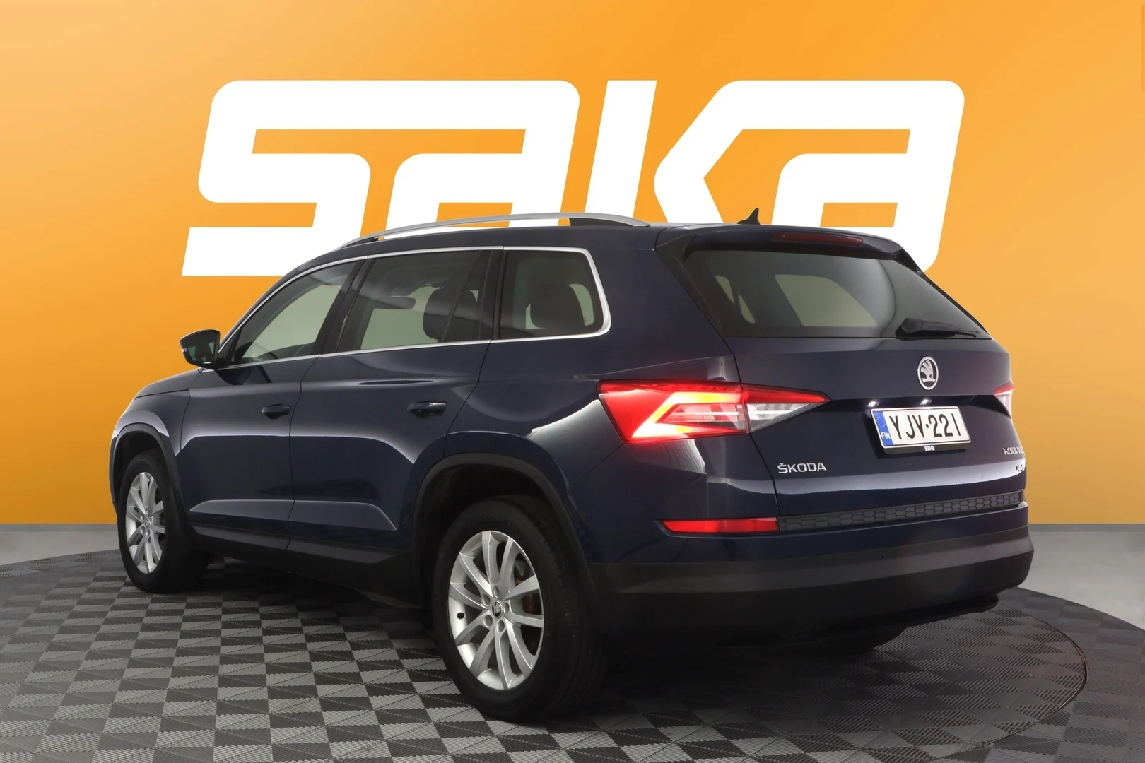 Car Image - 5XT6S5p8jBYxBw2E53AkWg