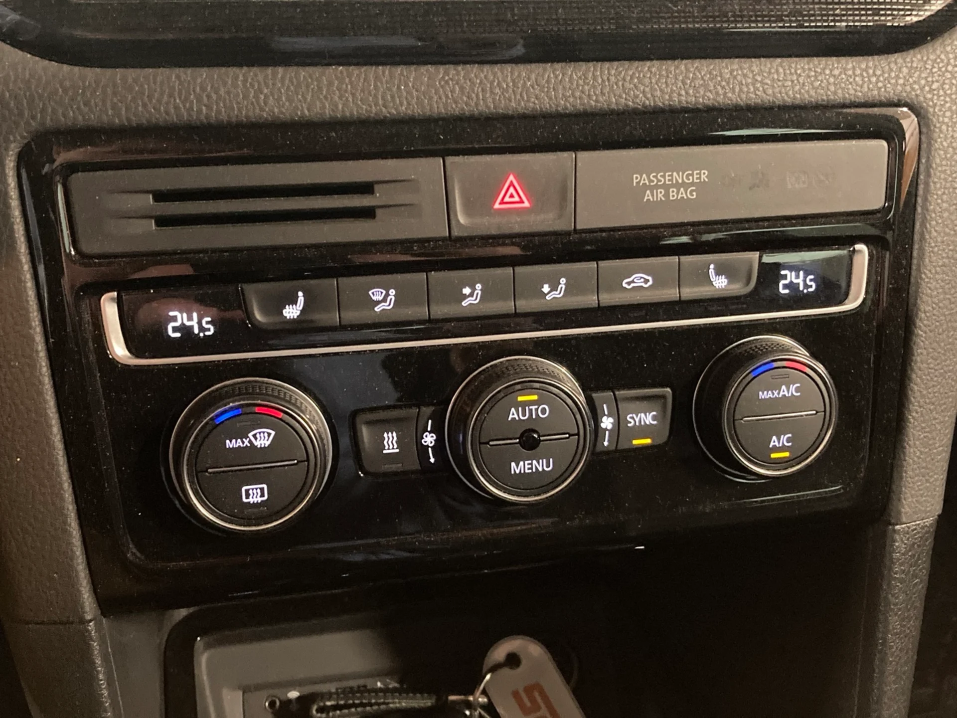 Car Image - 7nYSH5cDk36ER1x3enOOMZ