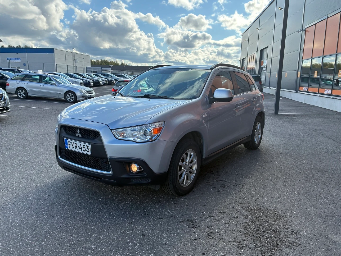 Car Image - 5JA4tuomamoD09FBQgOHwR