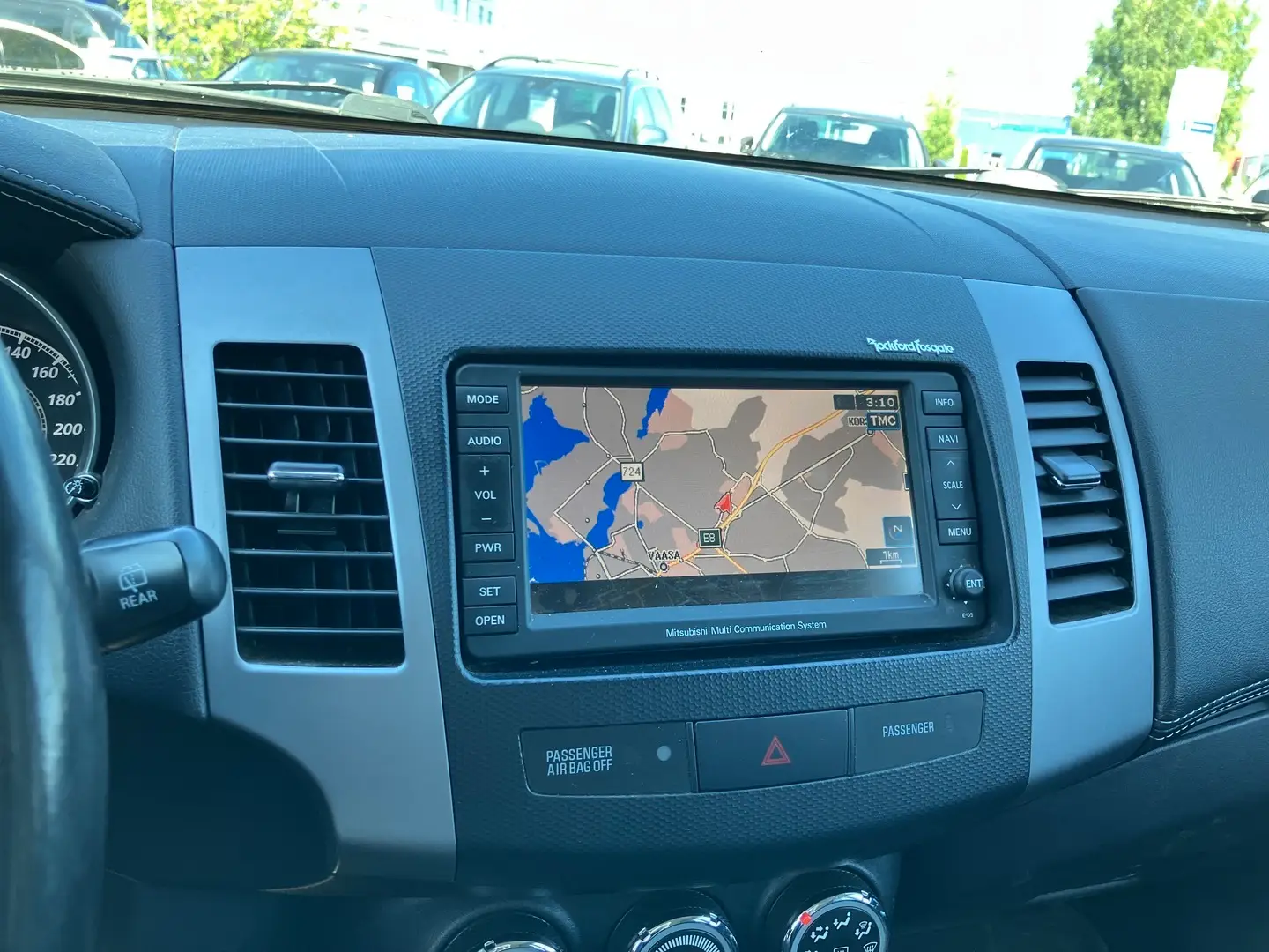 Car Image - Gs1ZYRKTTEz6jnPvLZrCE
