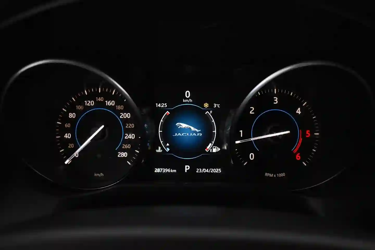 Car Image - zpeCQaUJgUALKnE1hkR5N