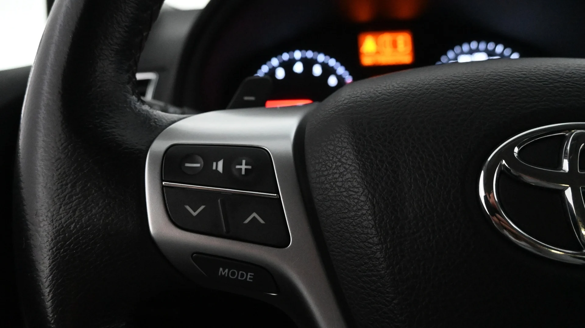 Car Image - 6AugnZB4WZCtWYaymFQfhV