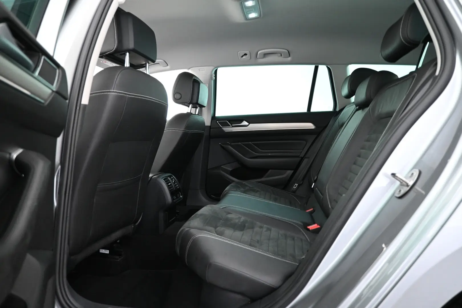 Car Image - 4mYqRe8BDD6yA65QfLosP2