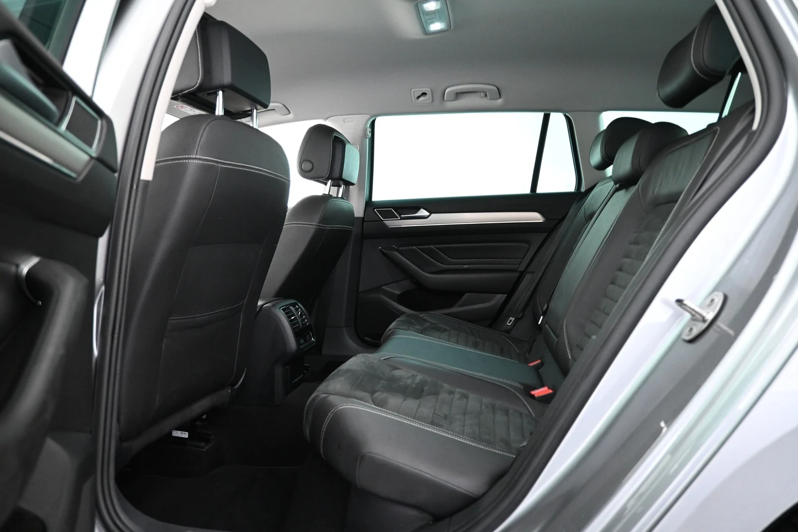 Car Image - 4mYqRe8BDD6yA65QfLosP2