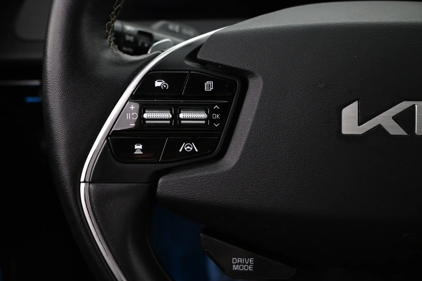 Car Image - 2YRoVRdG9RwCRxtizFwOpQ