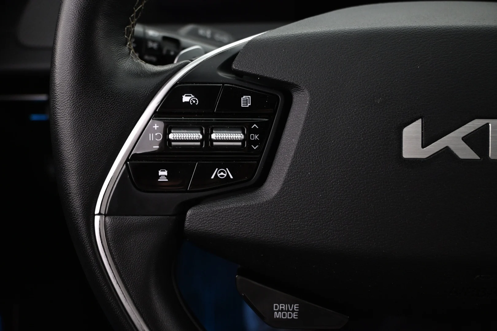 Car Image - 2YRoVRdG9RwCRxtizFwOpQ