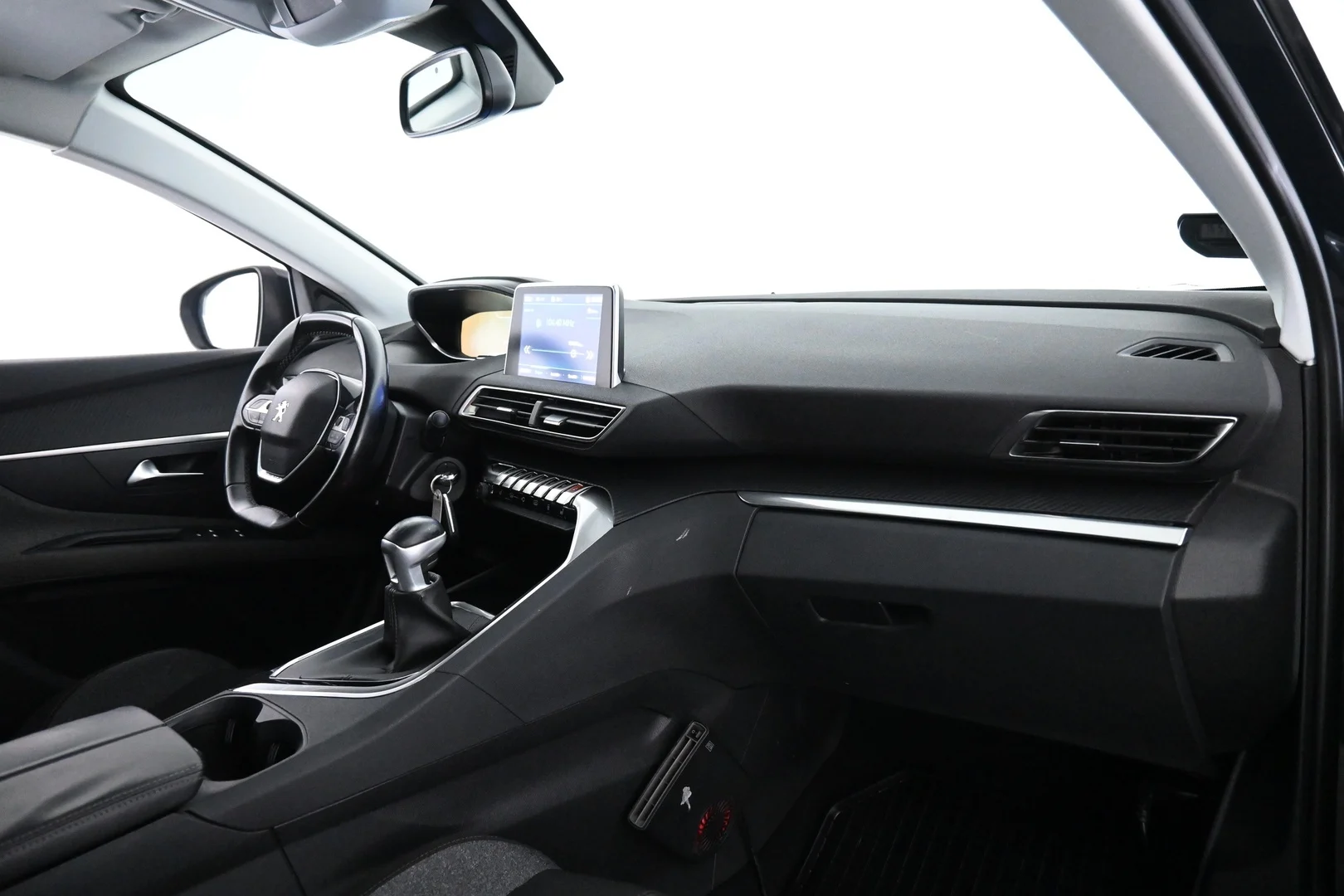Car Image - uhUsrXrwnJyAHMLkf275H
