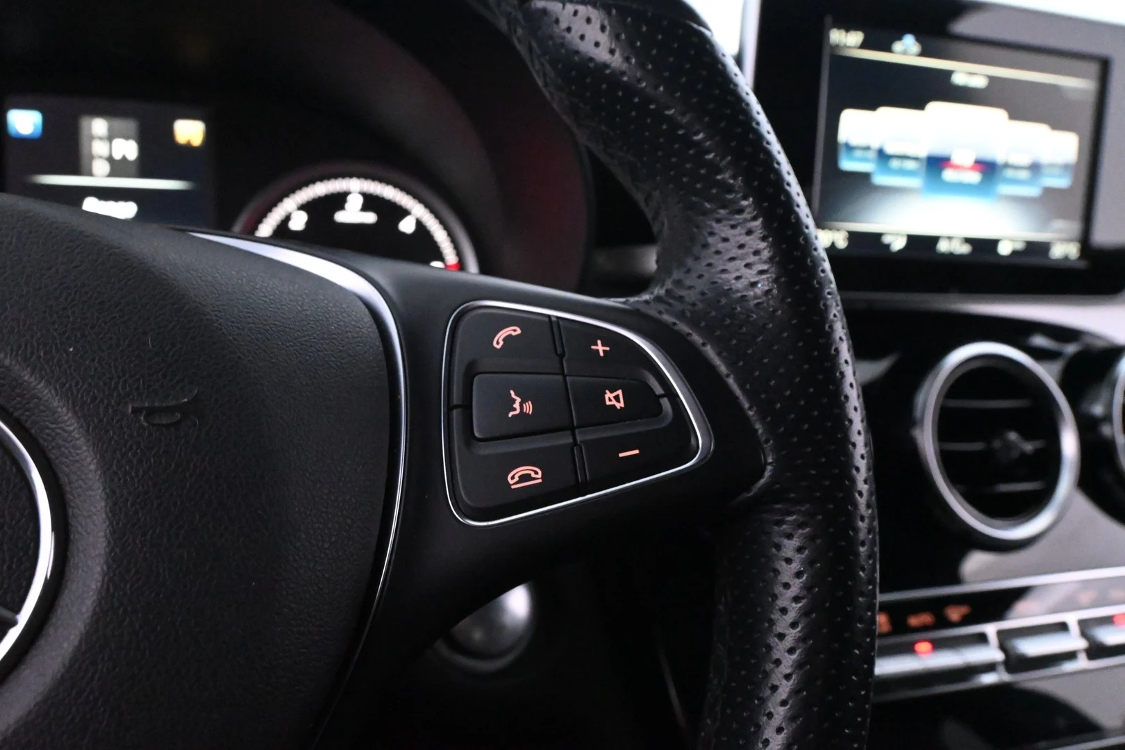 Car Image - 6OA5QzO4zEsyq58EAnX68P