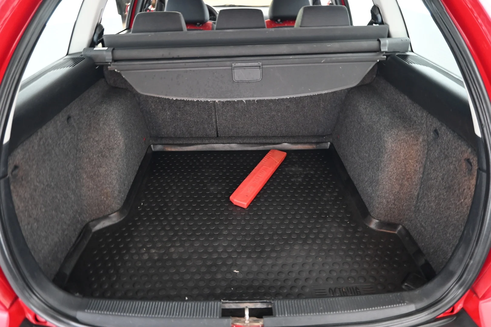 Car Image - 1UiOgzb31OzfYzTtwq638D
