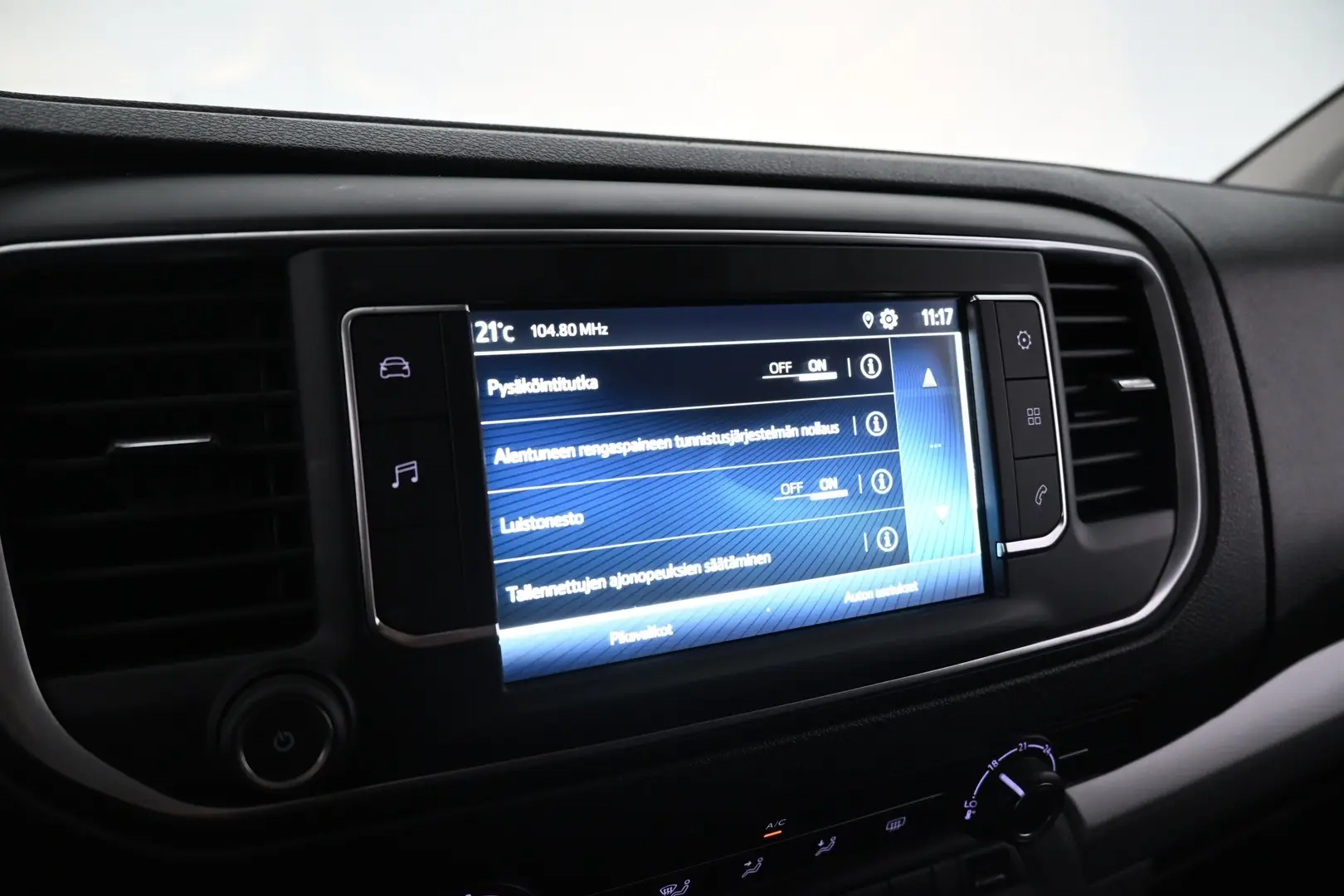 Car Image - 3TJGuZZD5VtEx3lYJr0GHa