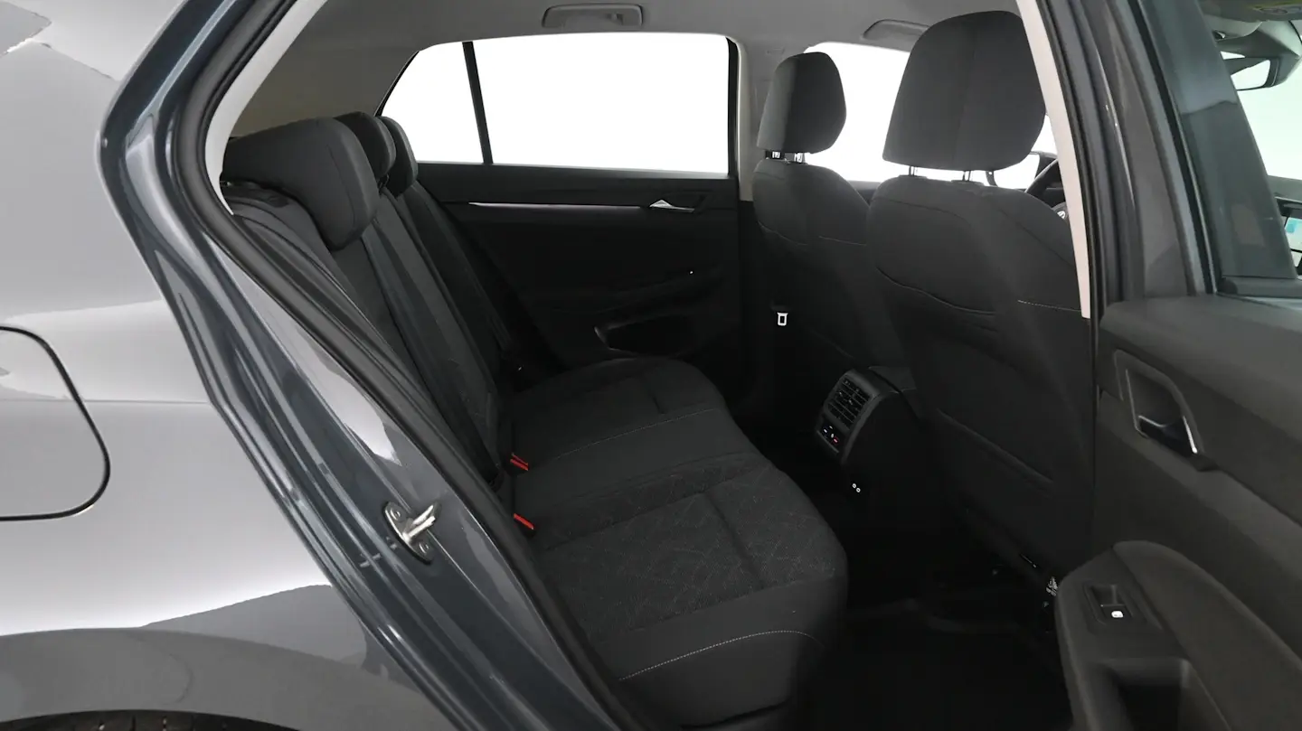 Car Image - 4pxaCgzaOz5MDEwxBAgbwm