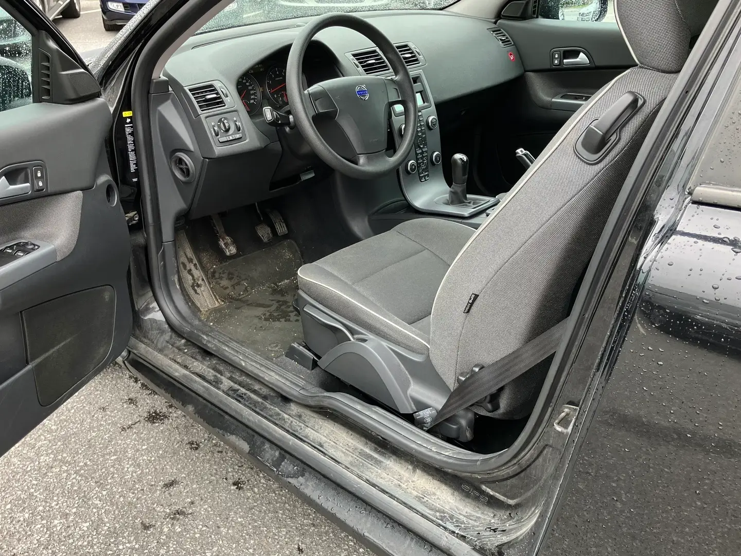 Car Image - 79ZMYmhG95RdWJI2LNxfYX