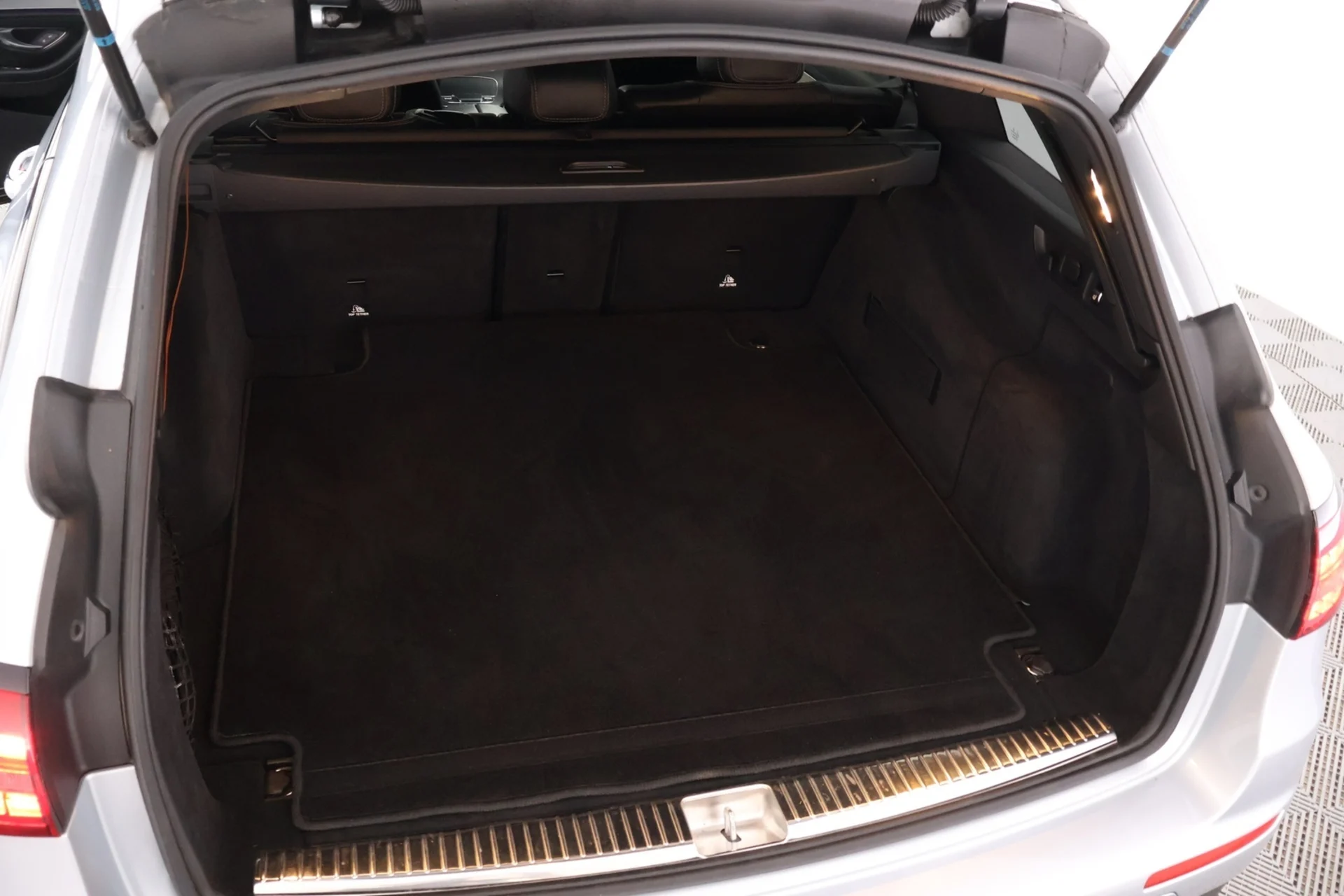 Car Image - 3MFITUM9aICbTP7Rd85xNG