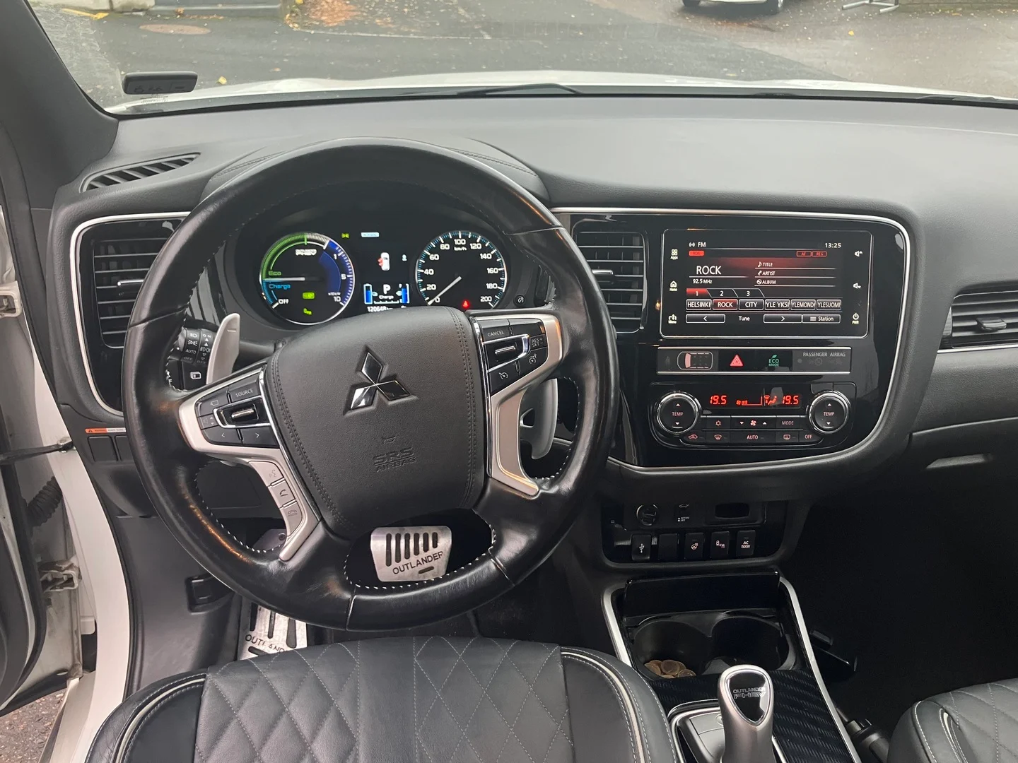 Car Image - 2XF8FYYudu54pZ3j9XJYOM