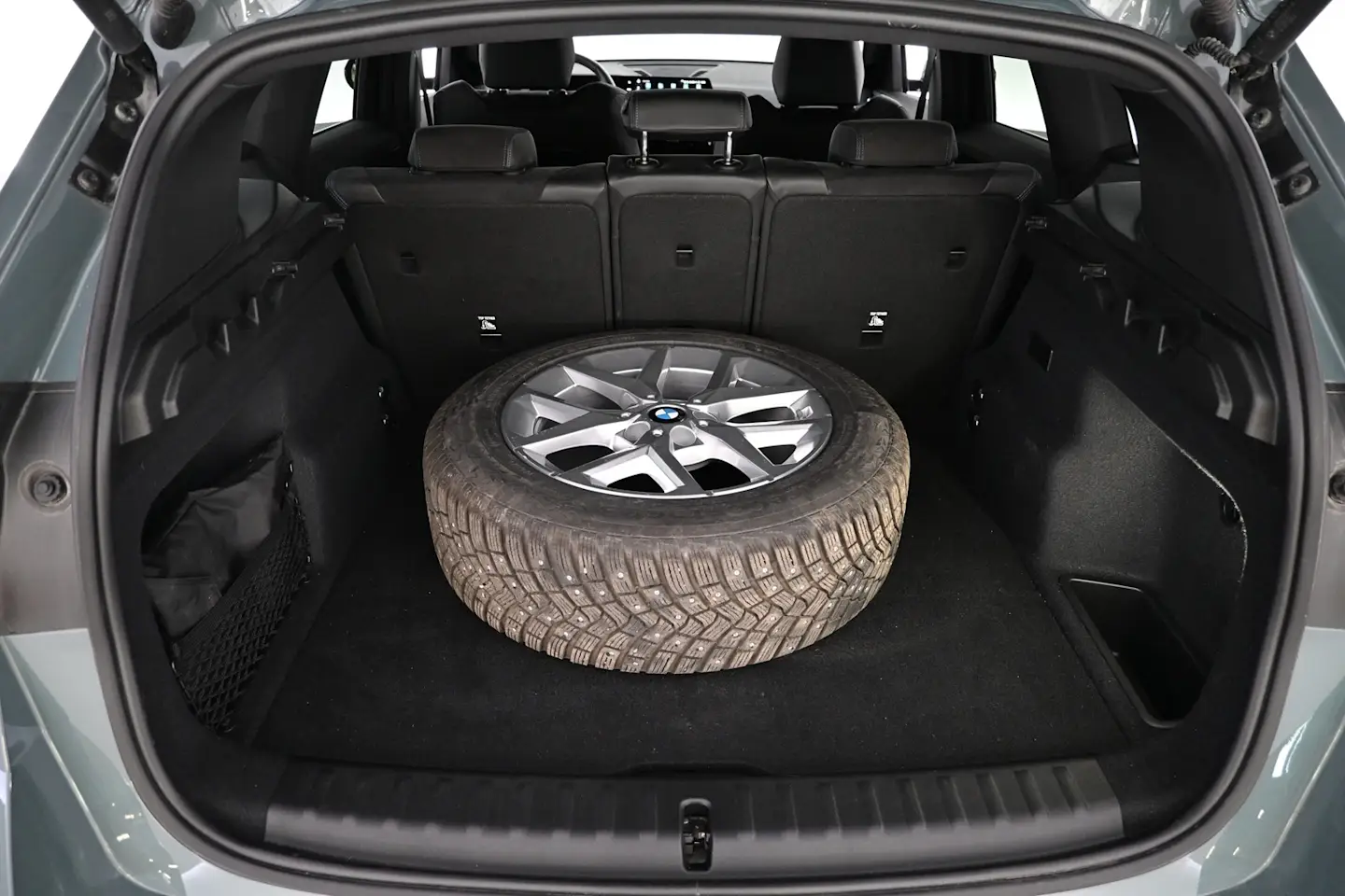 Car Image - 8UoyETj0ghXrX5uJyuiPC