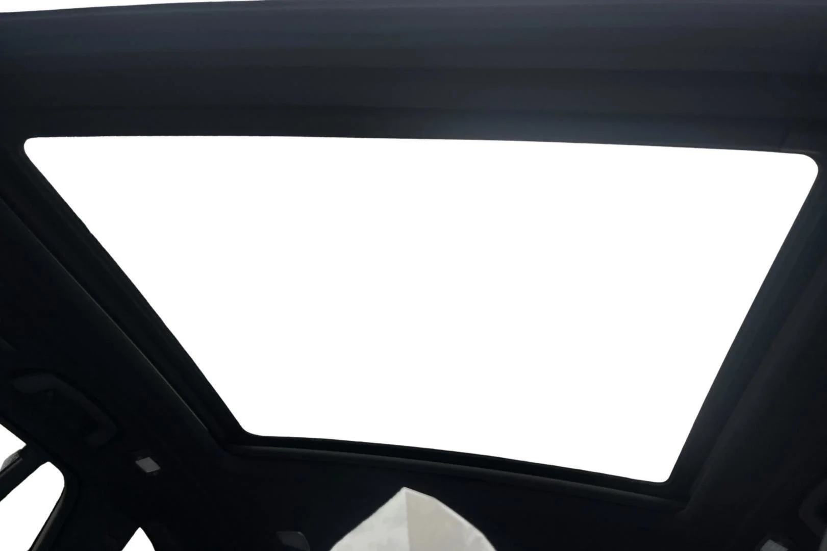 Car Image - 6AmF0FcnVG1VmnH3aaprhZ