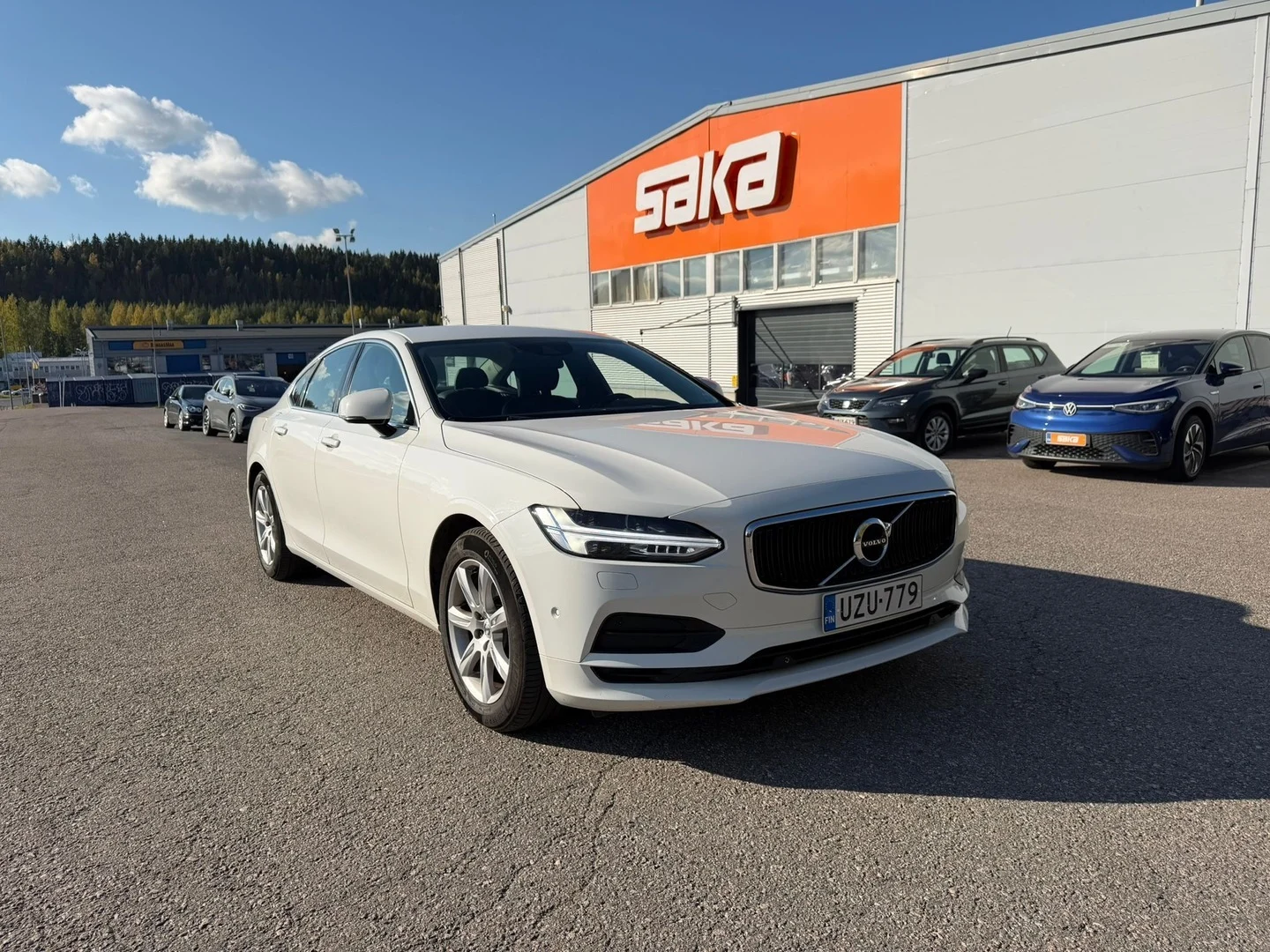 Car Image - 4Qbkhkrqgbqx0gxYtuSVRe