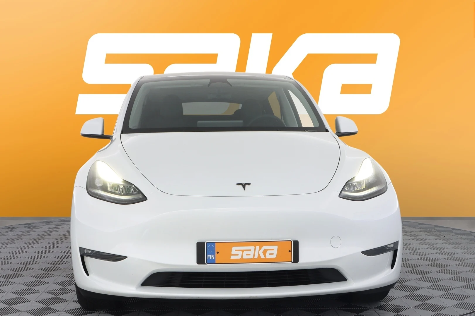 Car Image - 1EQgQ6lKMhLlPwIb7YYVXB
