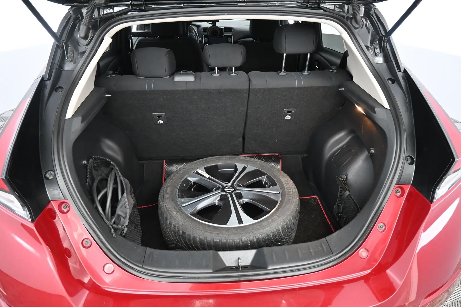 Car Image - 3ZQeQ1LyCD8qf5vhnEsysn