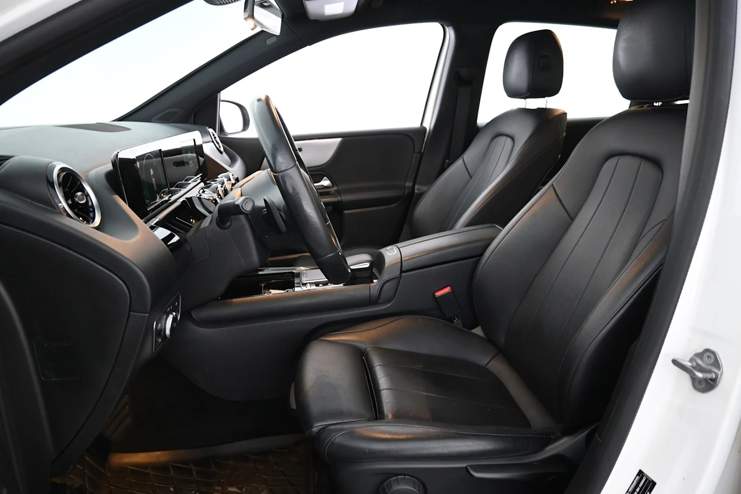 Car Image - 72SiMMMRnN2nx9rFxAZaEW