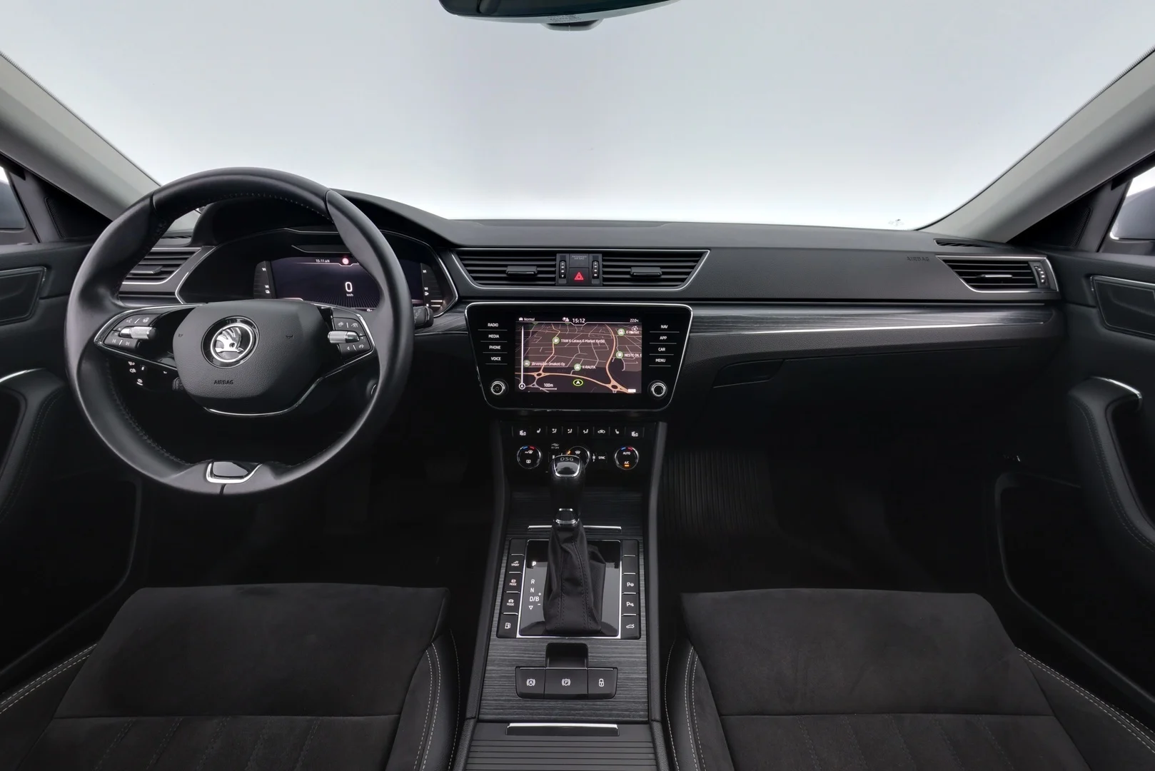 Car Image - 7bHota7z4XTzDlTAPaevRL