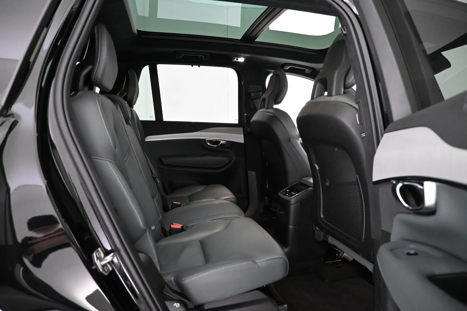 Car Image - 1QxwCYlWucRO8fRbMFIms9