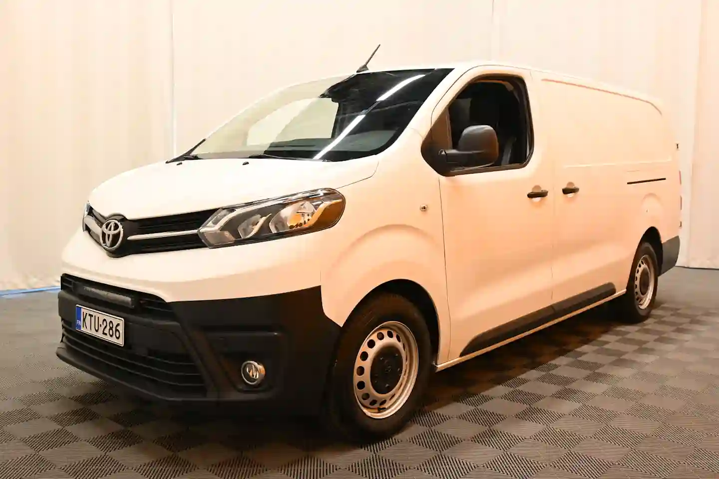 Car Image - 2oPVfkl1KgJVgvKasjnYLD
