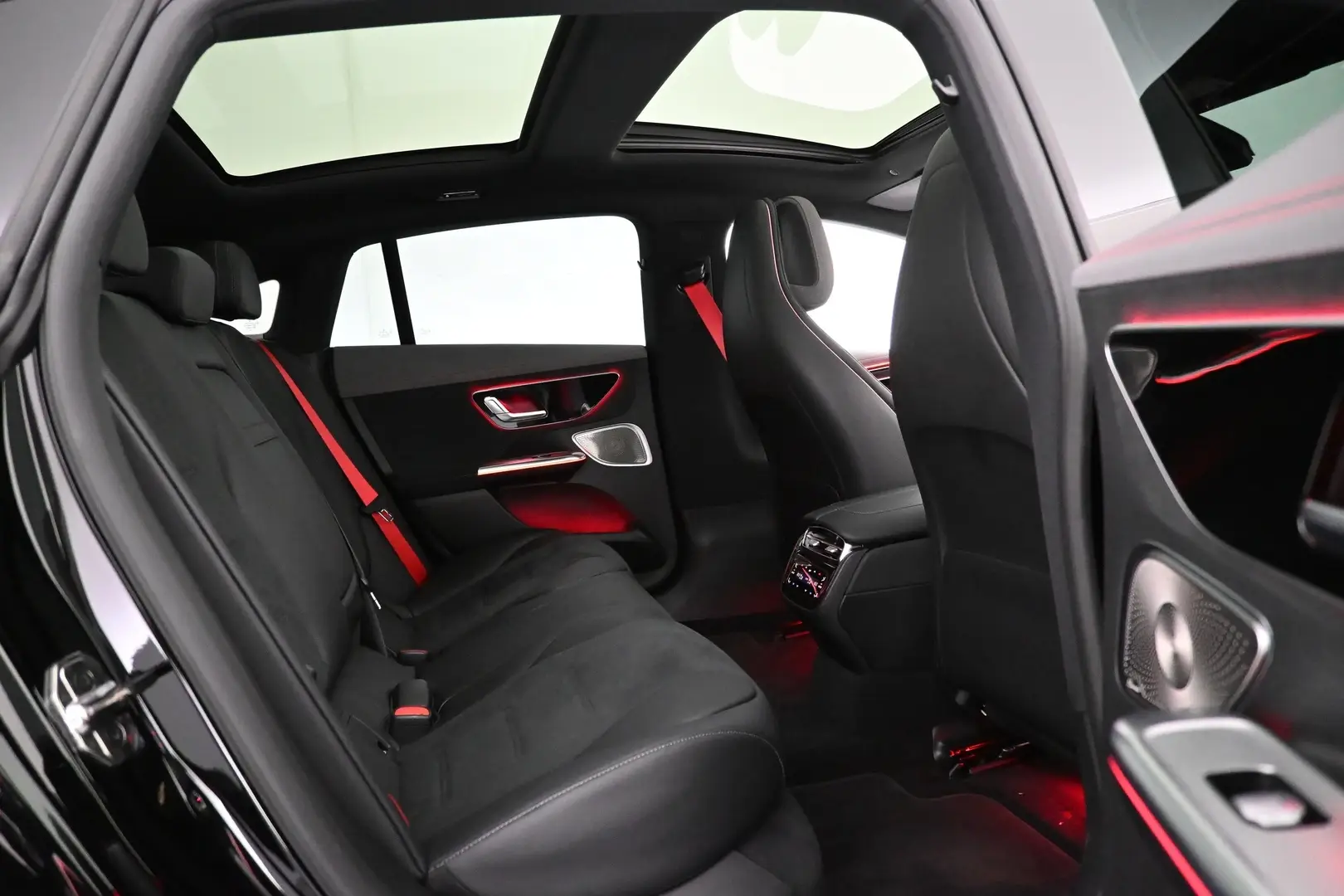 Car Image - 5uErCTFwP8Bfe9SaV57sCR