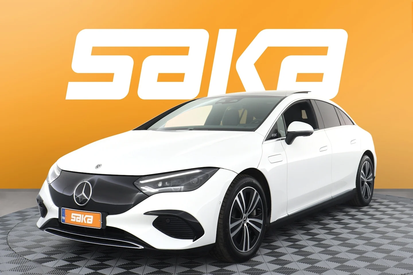 Car Image - 4qCFsJLHEQYdMk4gBM8ISd