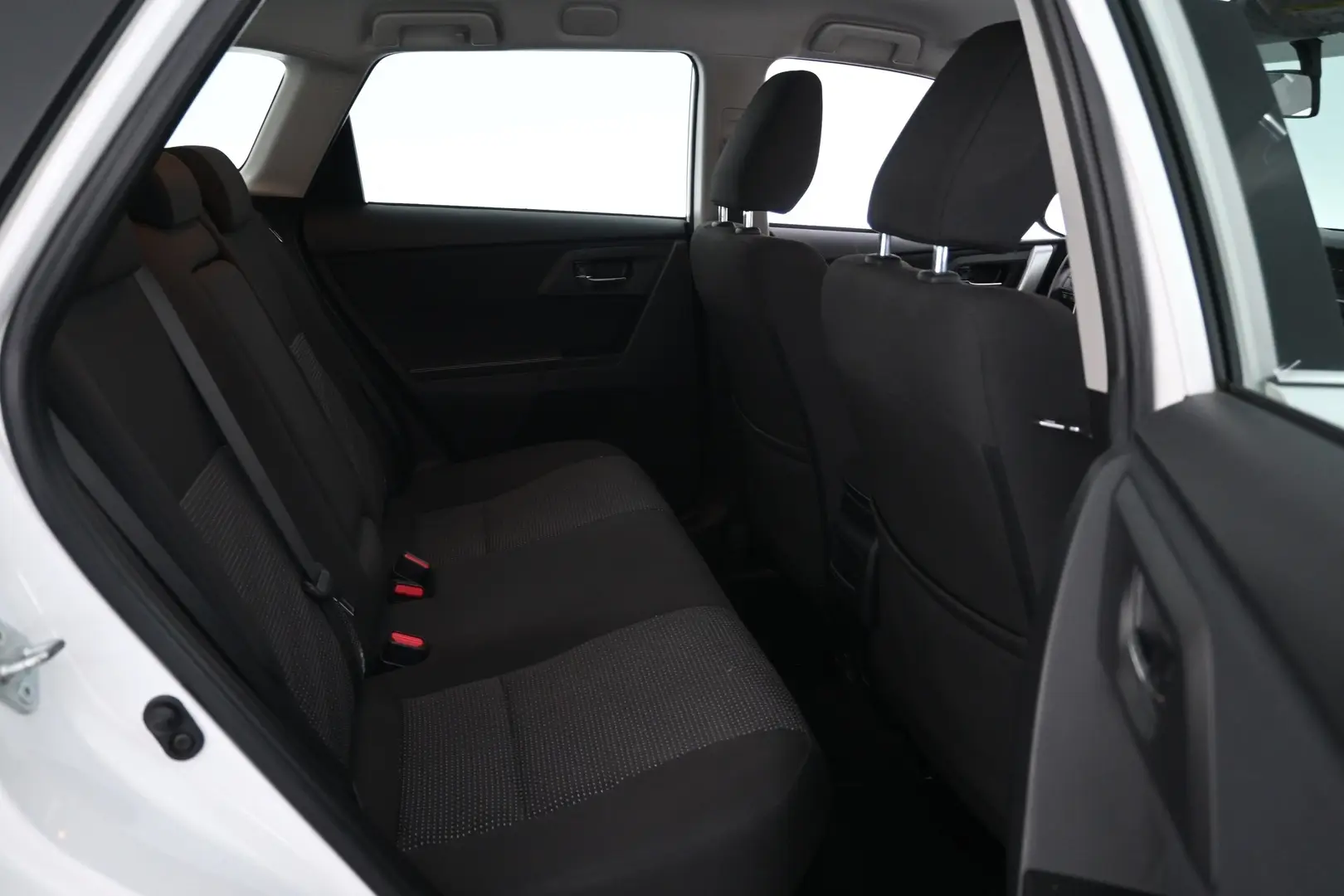 Car Image - 5LCSmJhfE3urabxKnWTZrY
