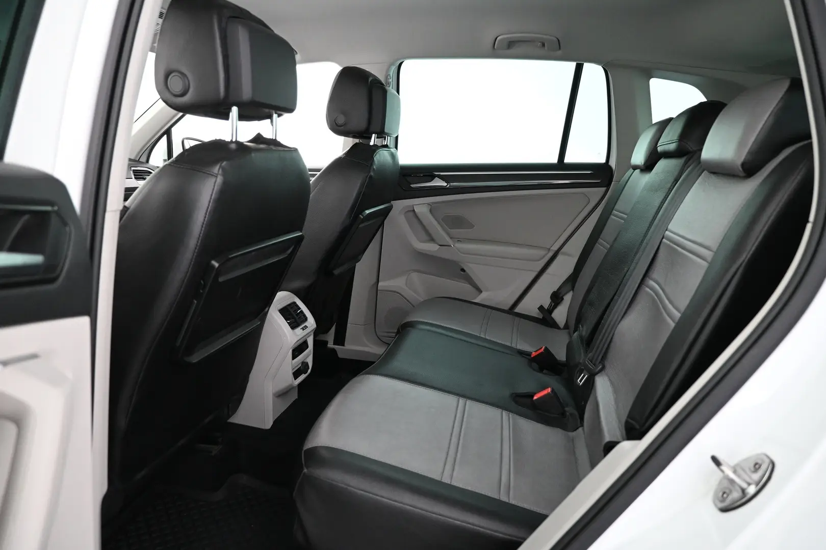 Car Image - 2kRJOjHf0GJd243sHb2nqP