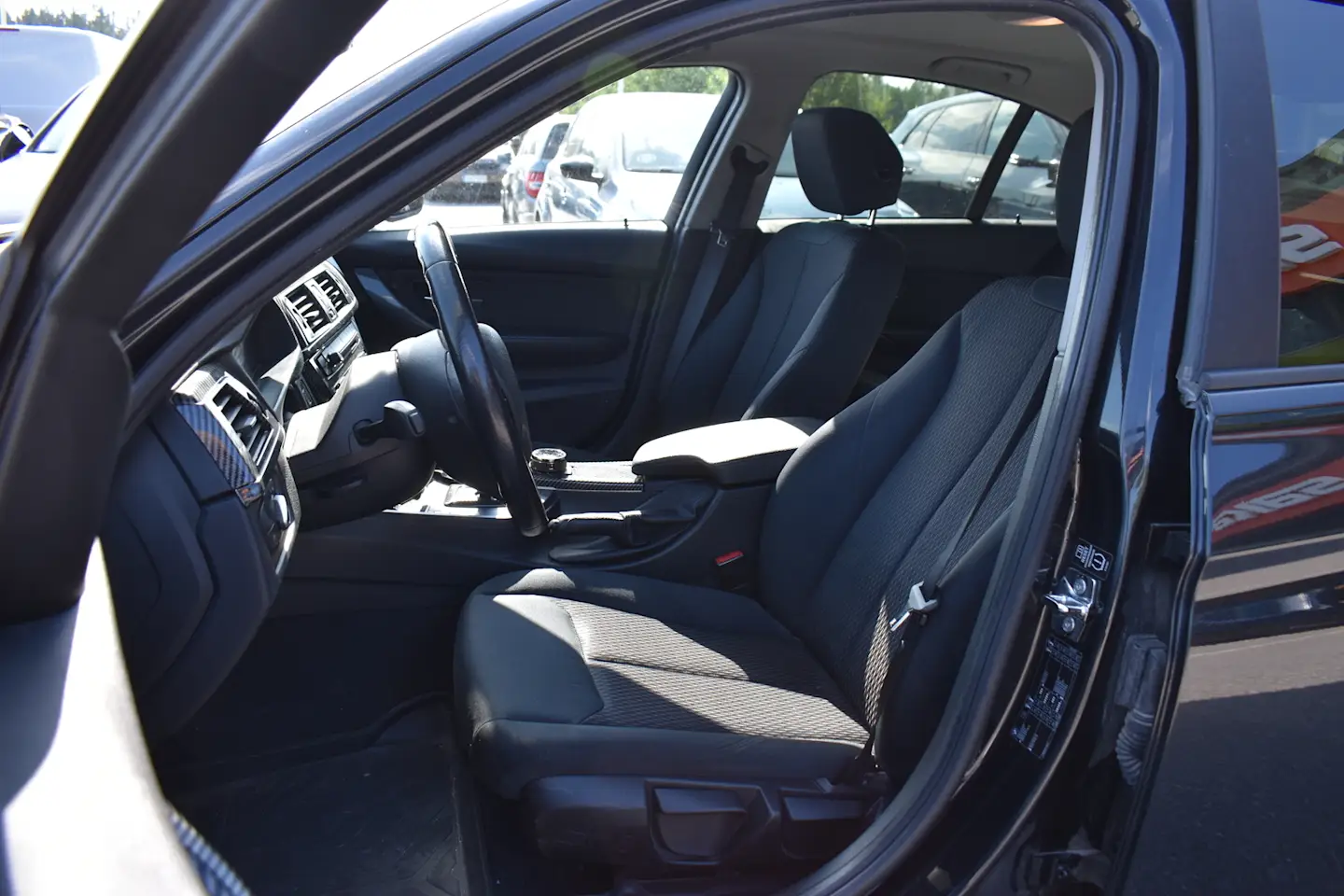 Car Image - xTTOVWgoigXYlx2ybWEaB