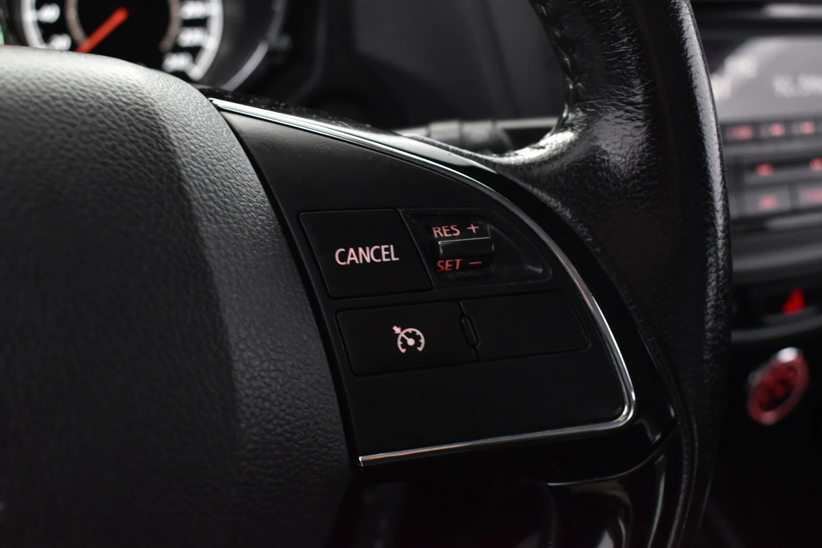 Car Image - 1q9fcHnaJ4uI30qqpFWlg5