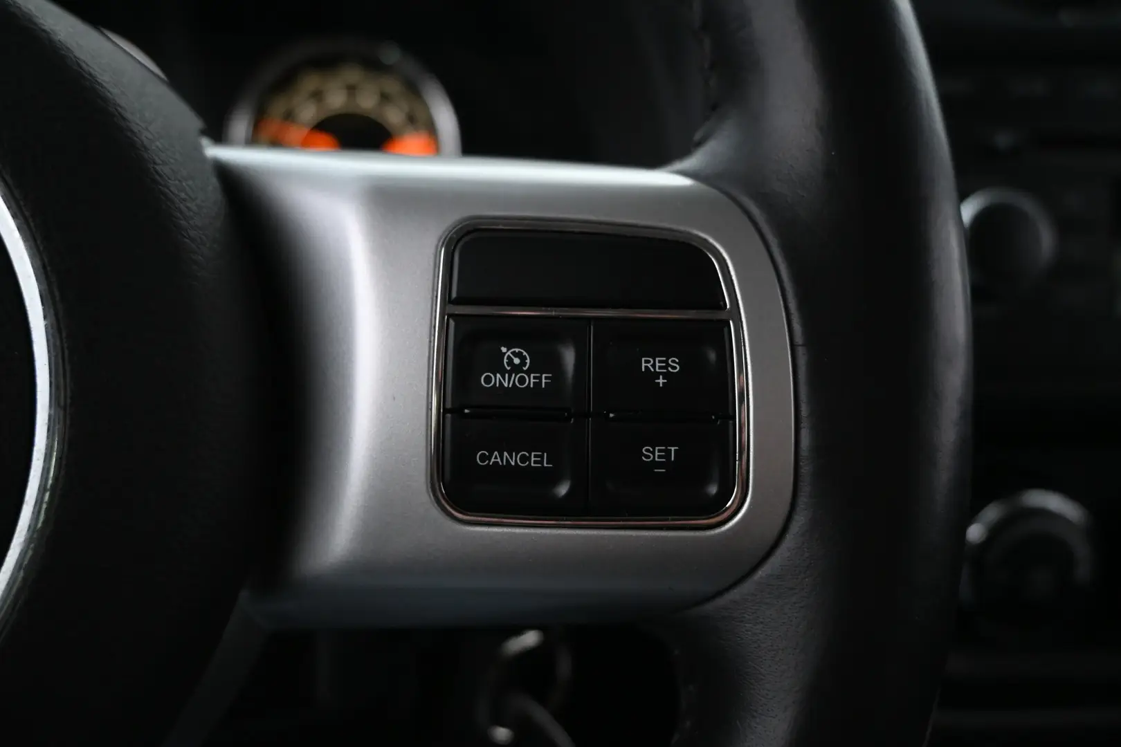 Car Image - 1VvOk8OLOMRMJ6pBkDxNLO