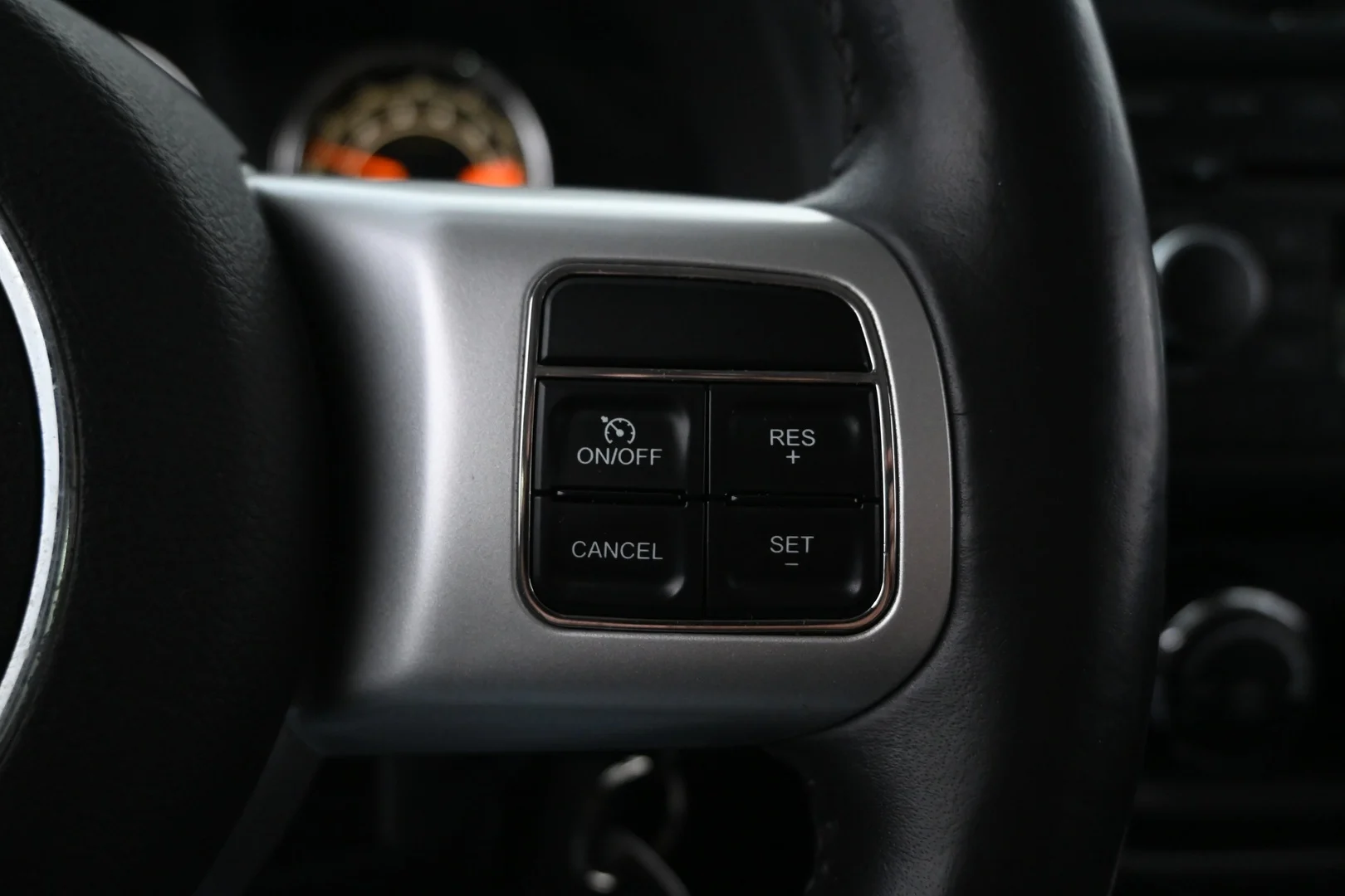 Car Image - 1VvOk8OLOMRMJ6pBkDxNLO