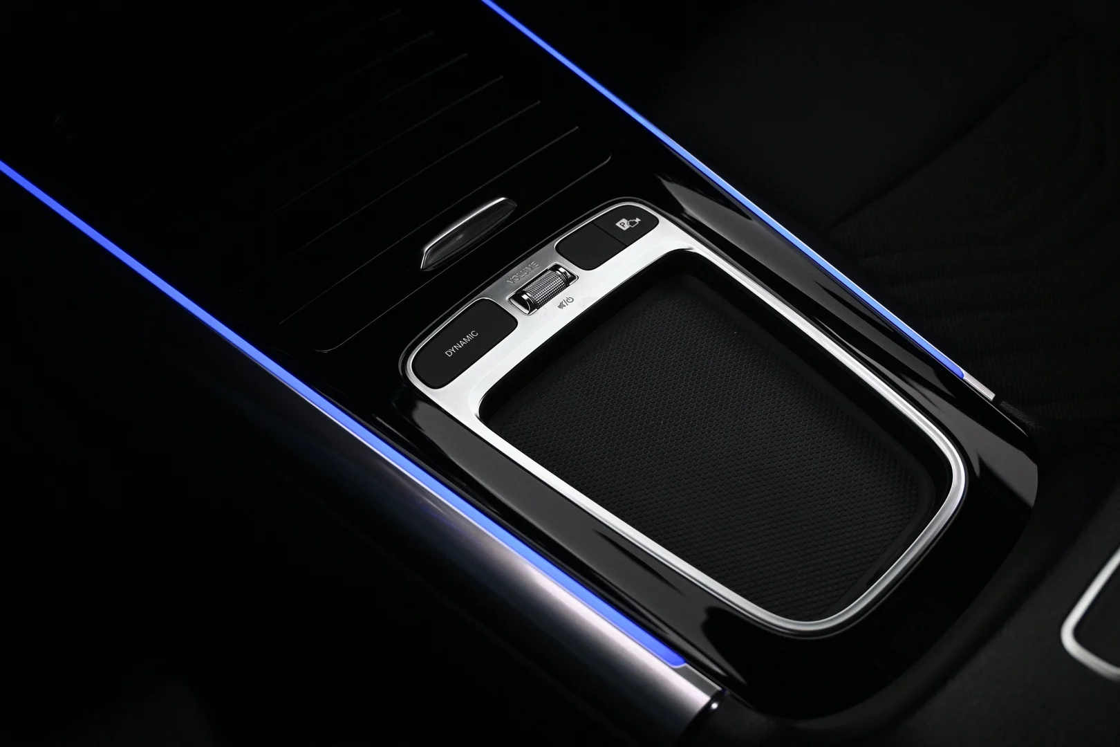 Car Image - 1aHYKO0f1gTQdjNEaCkgut