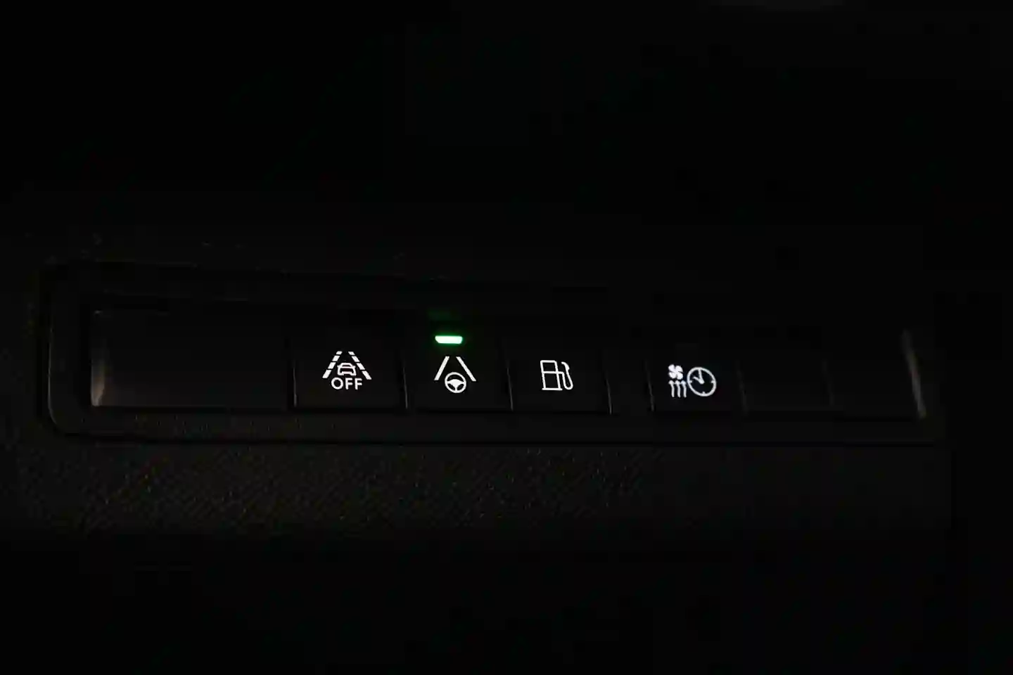Car Image - 2md5BMDeFn9Ystpa6eBXSF