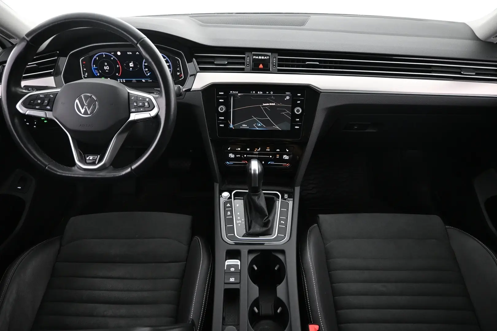 Car Image - 3o6D5kdIpaAvgMR4fcqmID