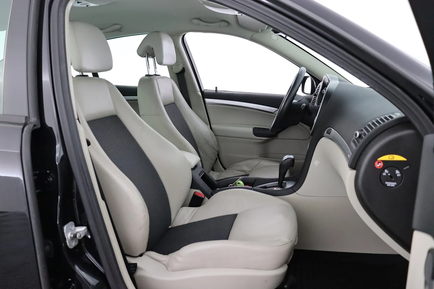 Car Image - 3CeYC0xwAVvKTD15NK8RzO