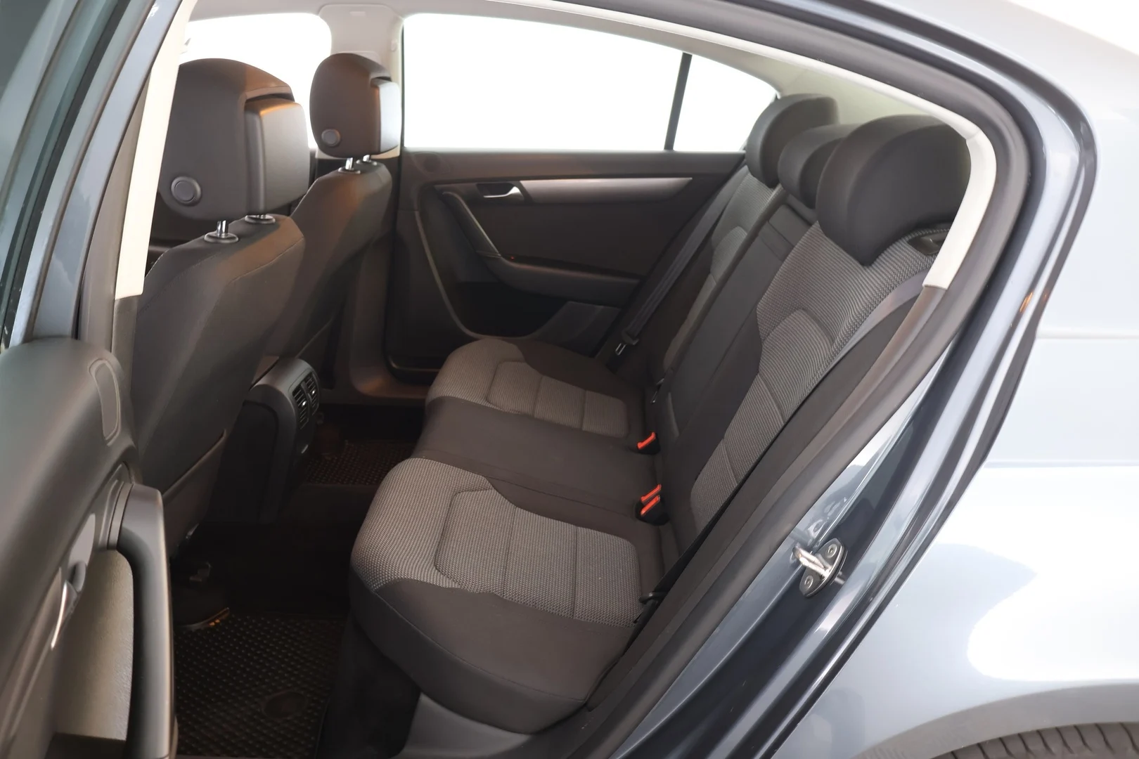 Car Image - 4LEQhZ3F2DiuVnFn4EIQOh