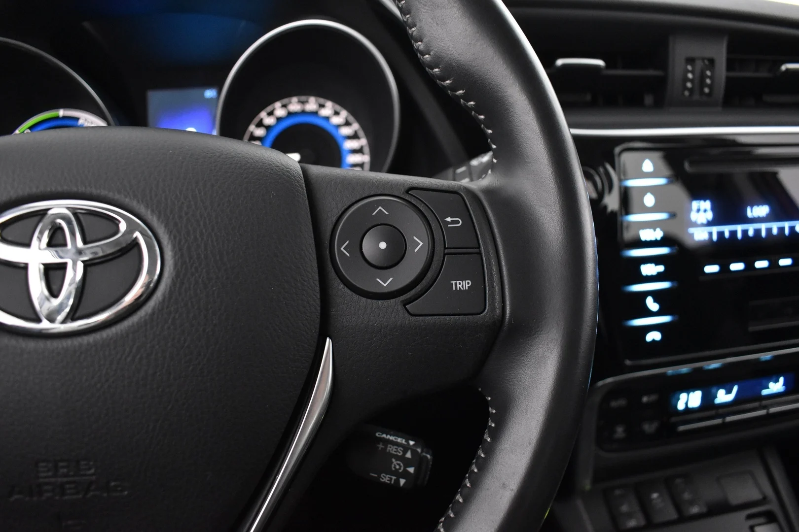 Car Image - 3YW6jIeCobeAV0lW4bbtxJ