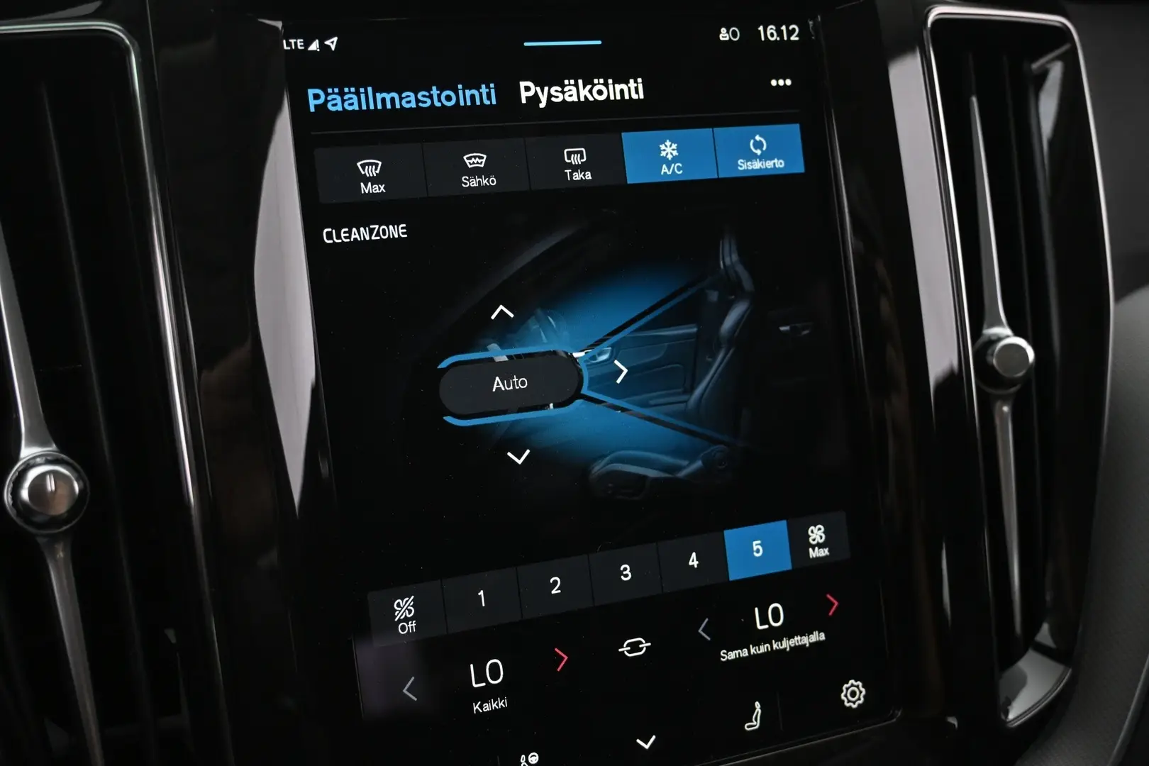 Car Image - 1pq3wzvfU8HfbT4Rzlhwbg