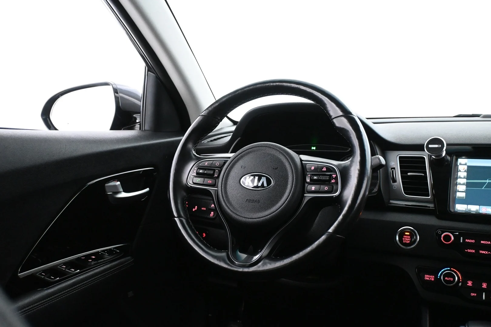 Car Image - 3fwiLBce1AzxJc2lB23Zar