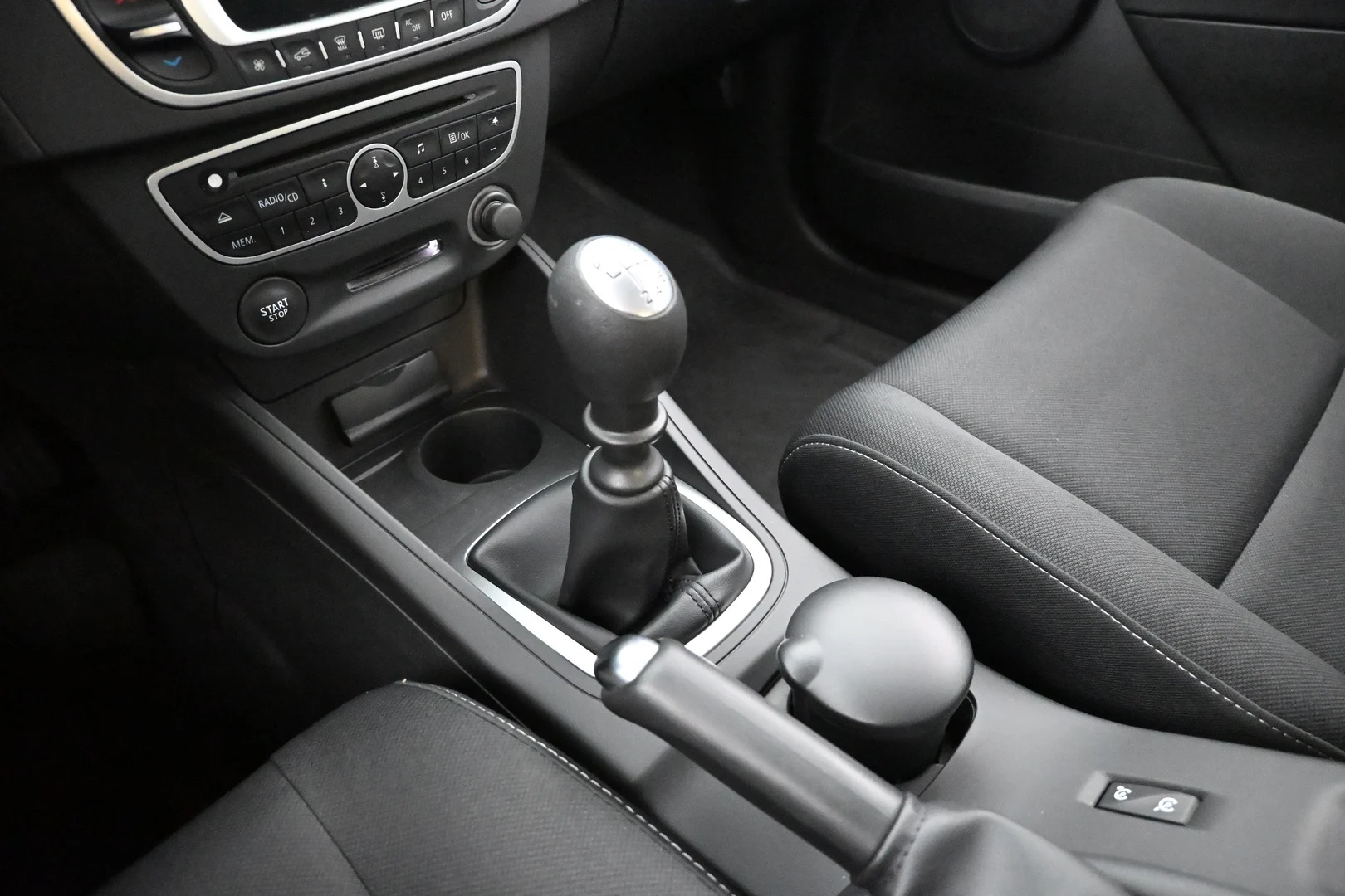 Car Image - 6eMO79EQQ9EOrKfZRTyrrT