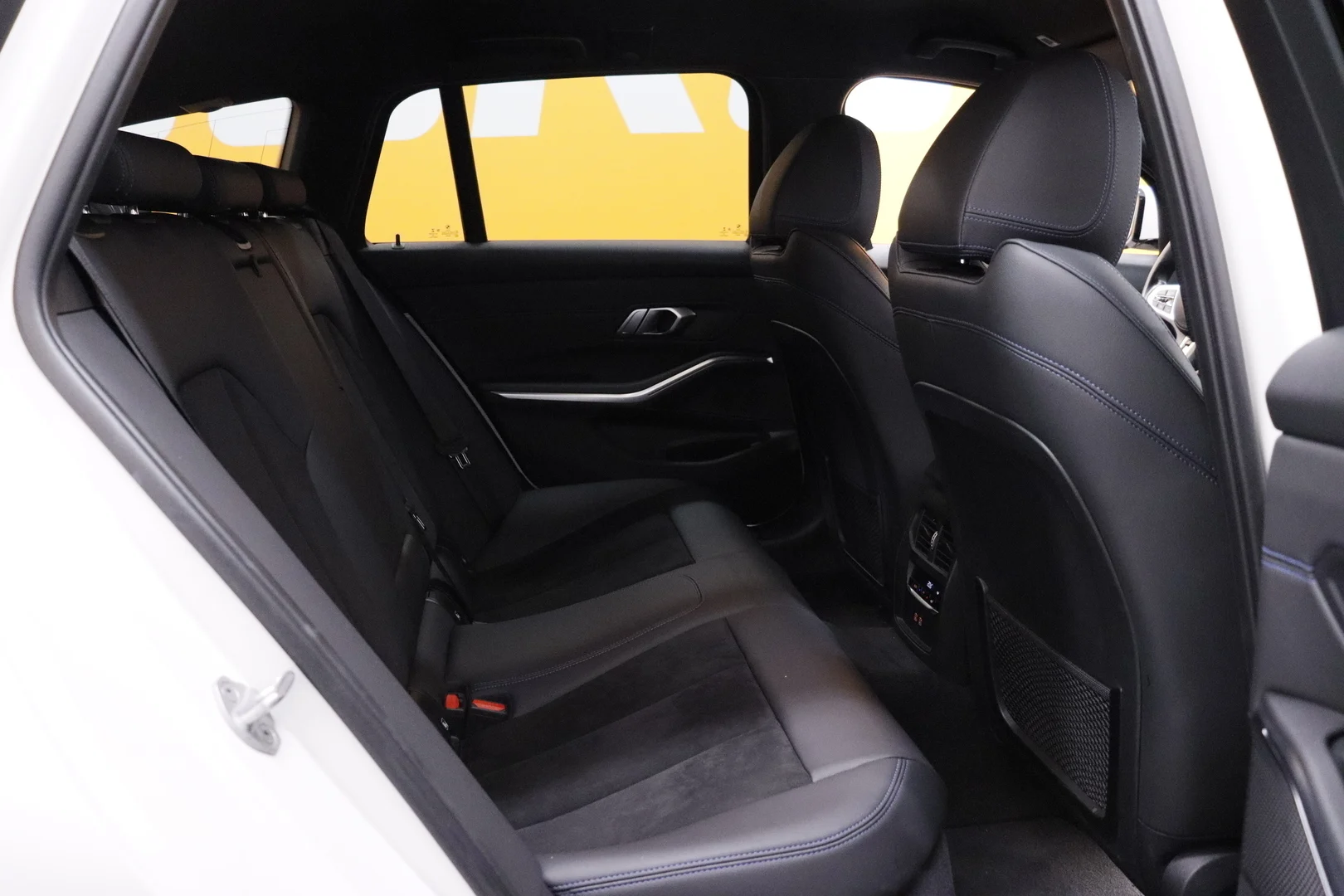 Car Image - 7jdgzPUv8iWOnO3XWdvhPH