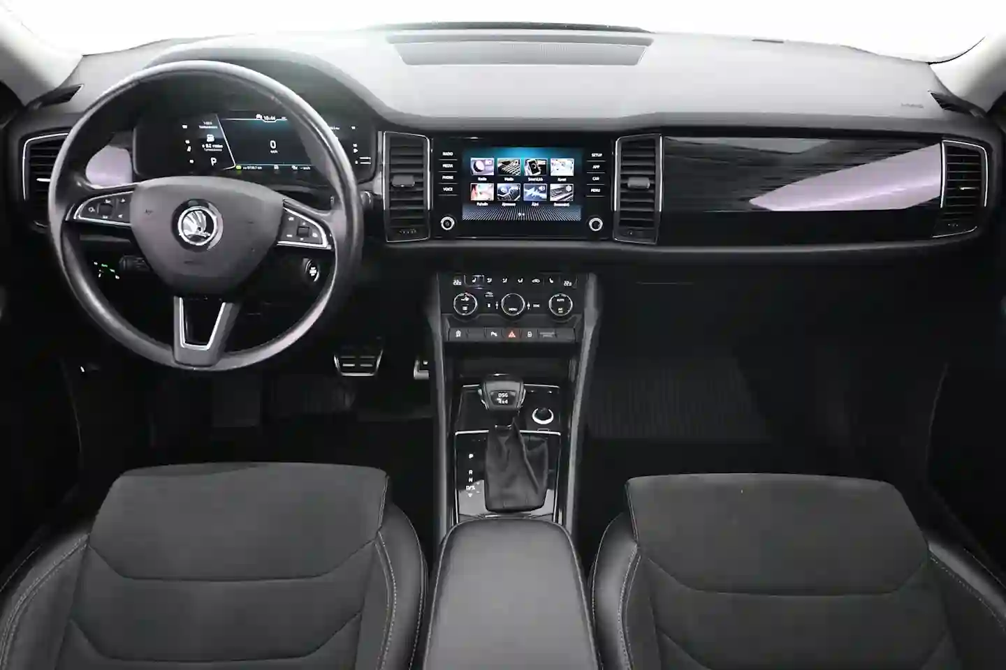 Car Image - 4C80NqqGDtXKOM2sDBhuSp
