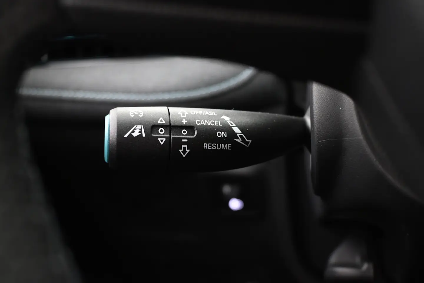 Car Image - 3ep1j7HUc3a6TjGtDh9c3I